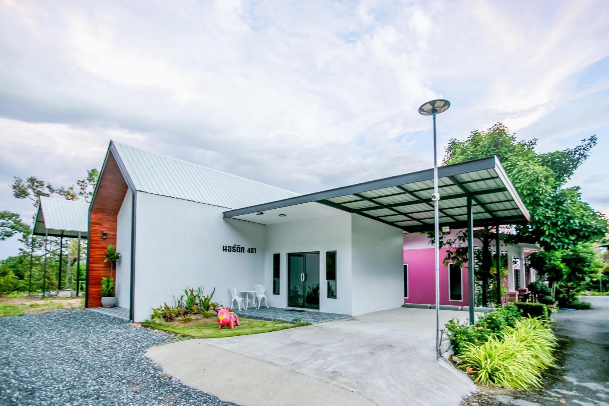 Hotel Baan Suan Mee Tang Chanthaburi Exterior foto