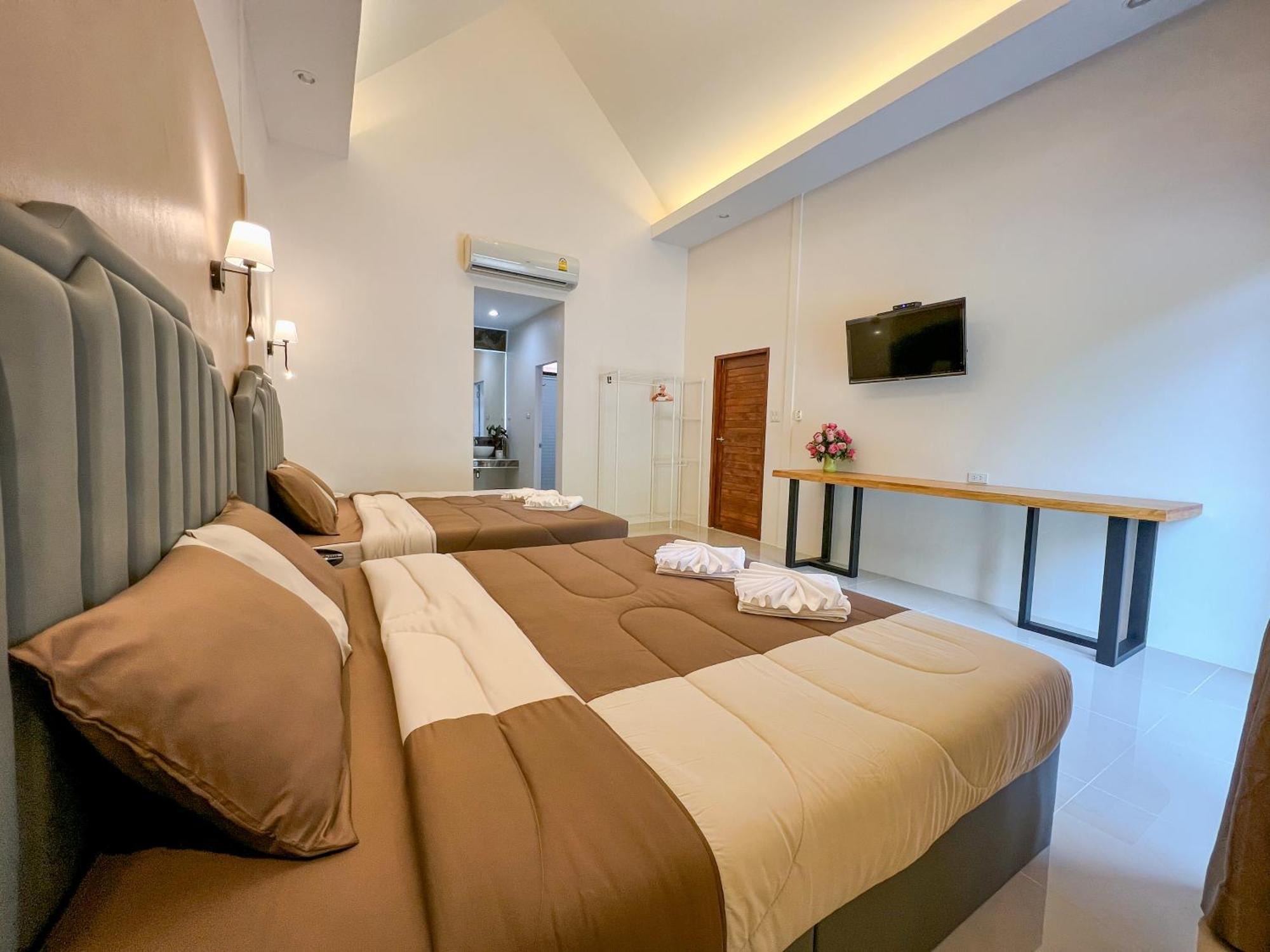 Hotel Baan Suan Mee Tang Chanthaburi Habitación foto